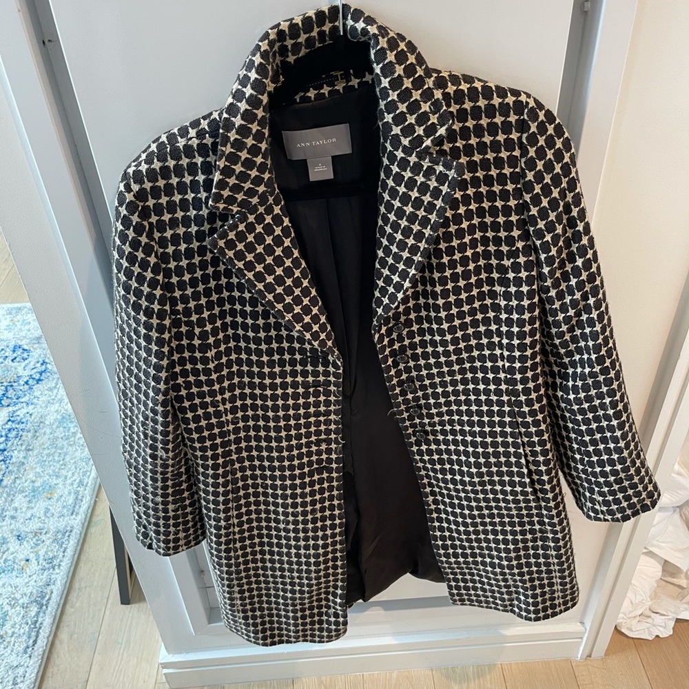 ANN TAYLOR BLAZER